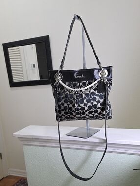 Coach F17599 2012 Ashley Signature Sateen Hippie Shoulder Bag EUC